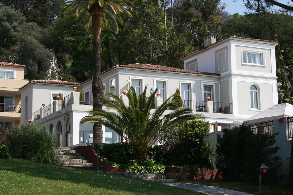 Le Chateau Des Artistes Cannes Bilik gambar